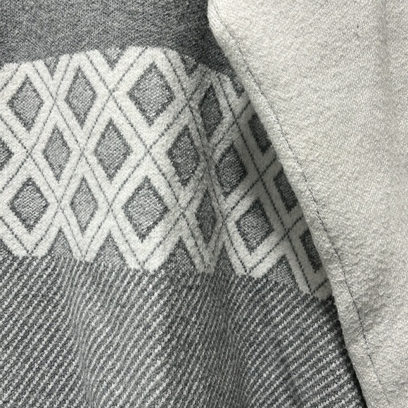 Claire France sweater - Picture 3 of 7